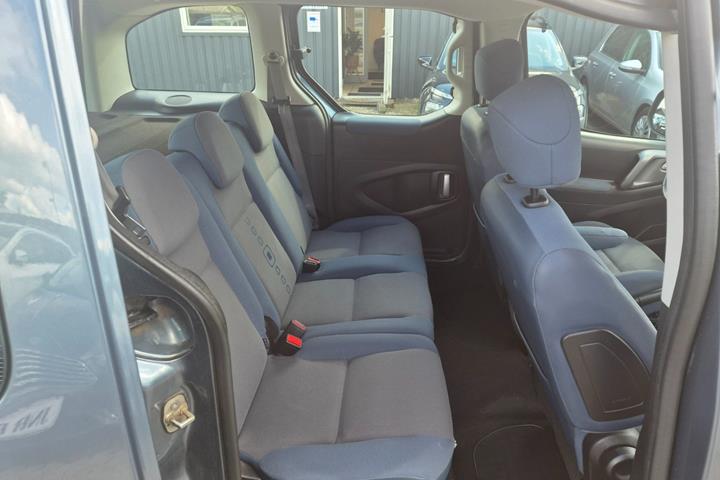 Grå Citroën Berlingo fra 2010