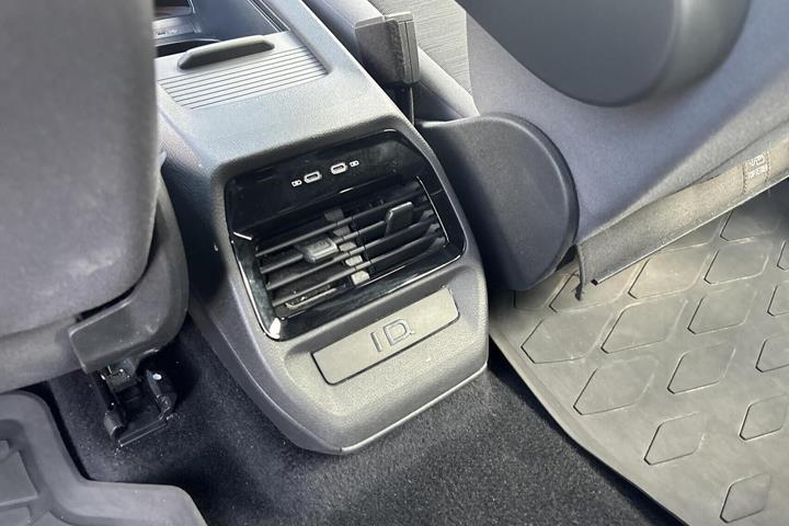 Grå VW ID.5 fra 2023