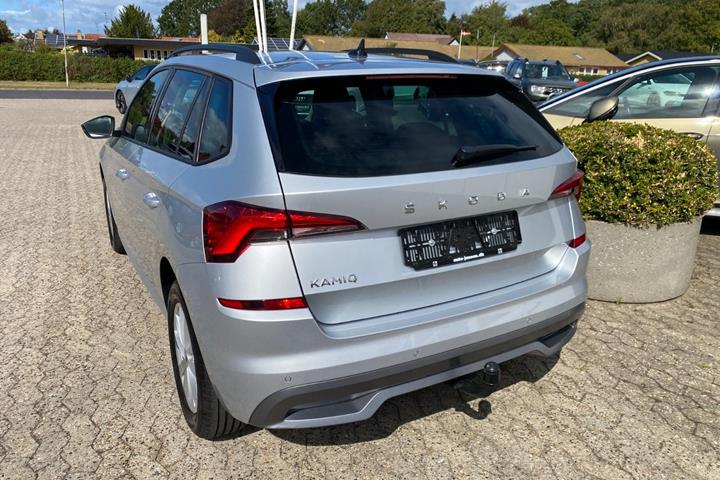 Sølv Skoda Kamiq fra 2023