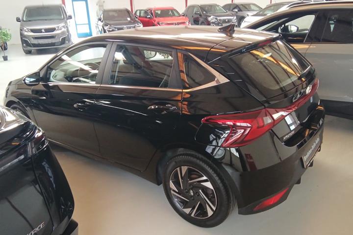 Sort Hyundai i20 fra 2021