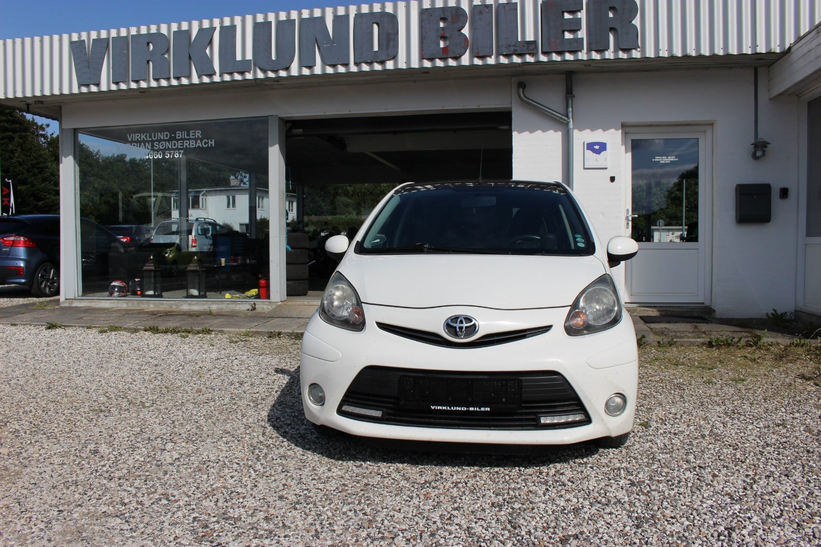 Hvid Toyota Aygo fra 2012
