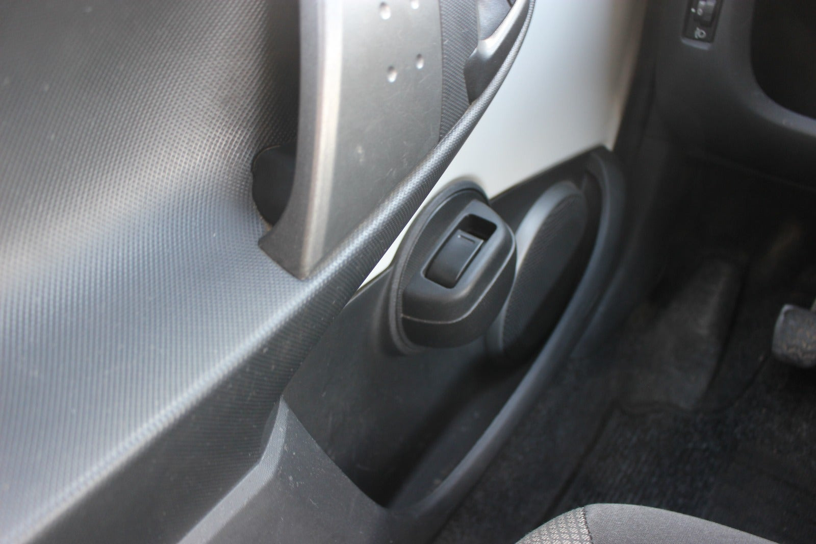 Hvid Toyota Aygo fra 2012