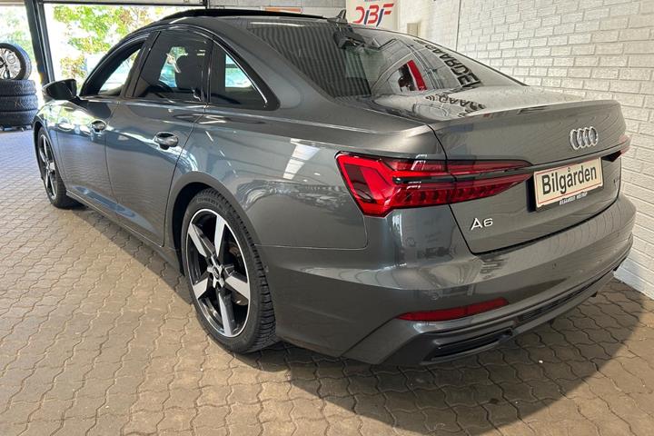 Grå Audi A6 fra 2020