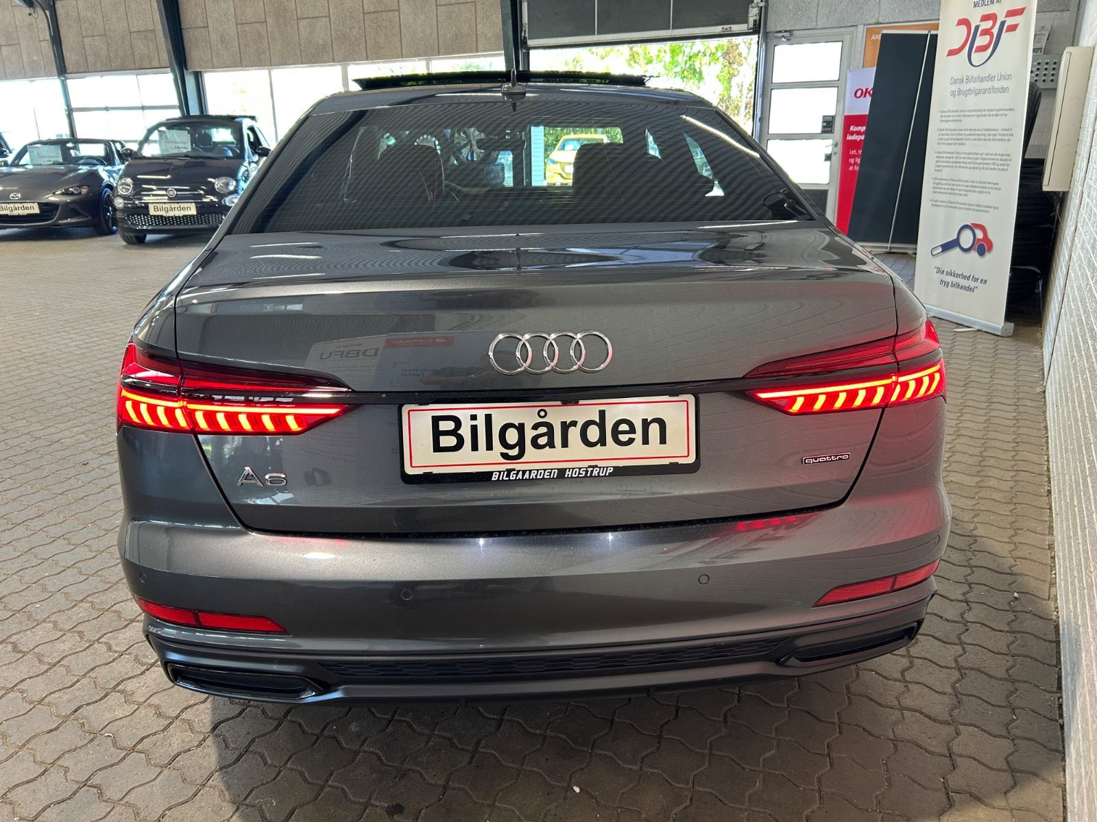 Grå Audi A6 fra 2020