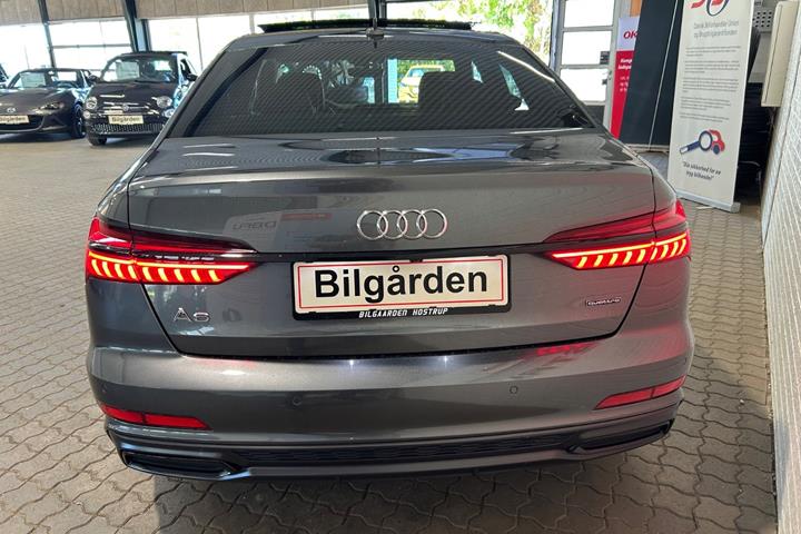 Grå Audi A6 fra 2020