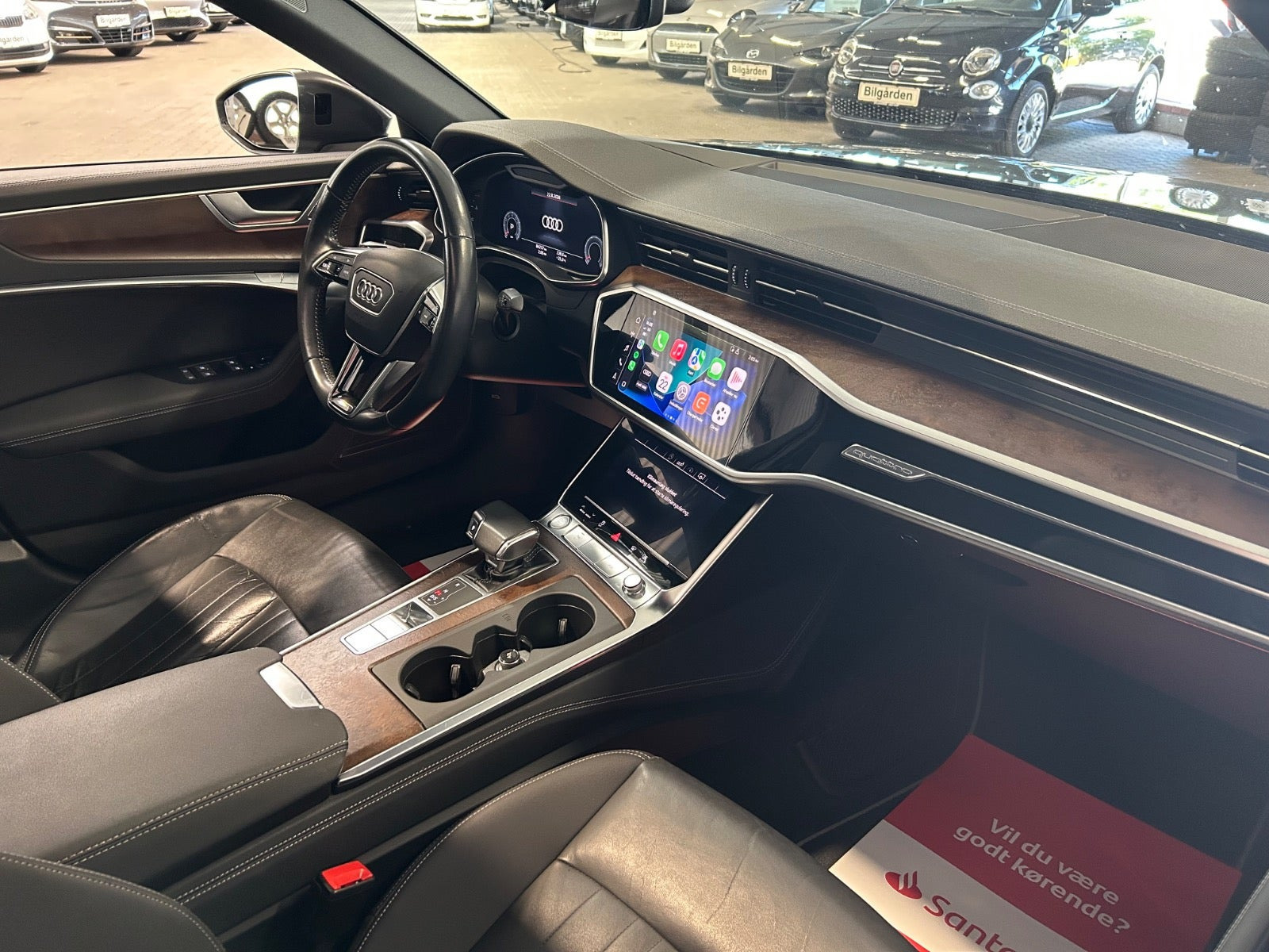 Grå Audi A6 fra 2020