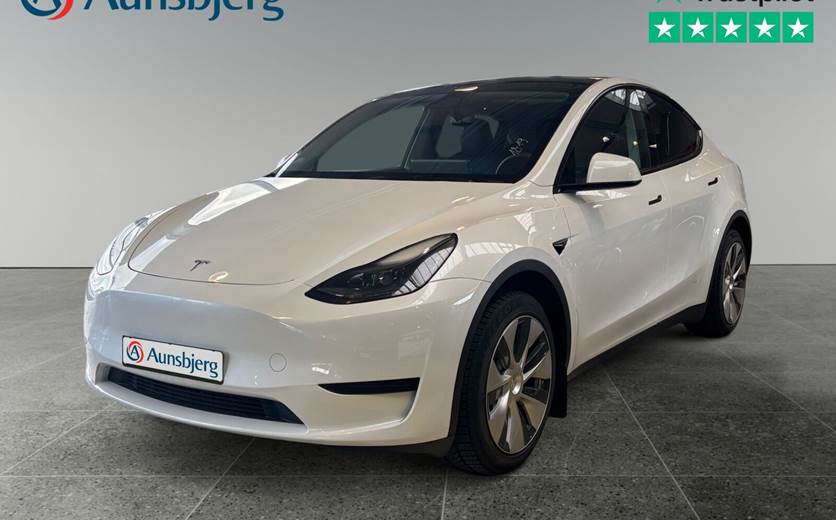 Tesla Model Y RWD