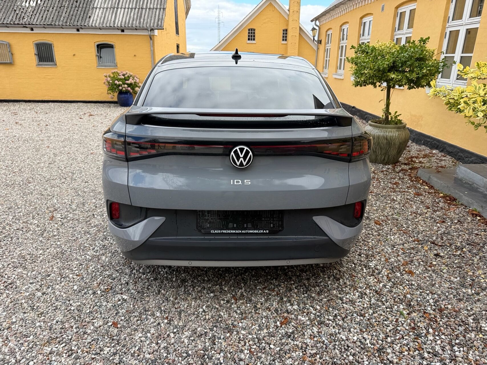 Grå VW ID.5 fra 2022
