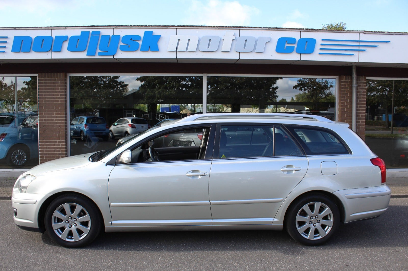 Toyota Avensis 1,8 VVT-i Sol stc.
