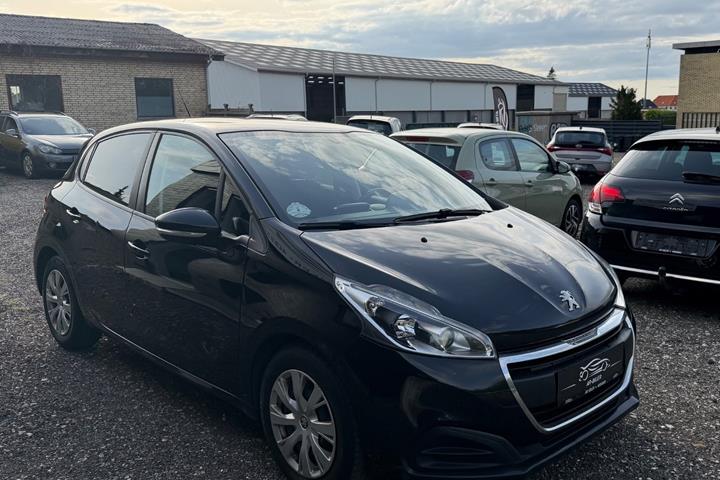 undefined Peugeot 208 fra 2018