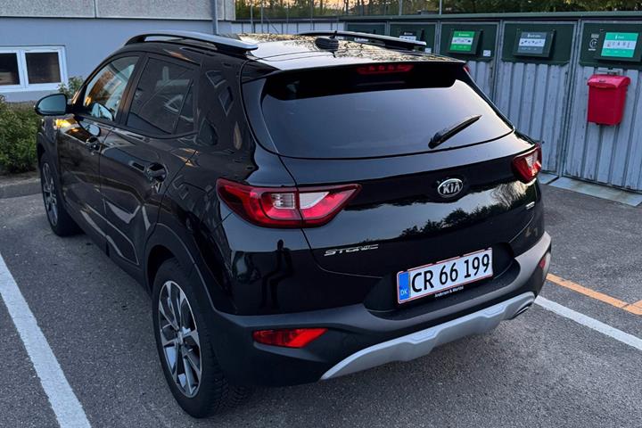 Sort Kia Stonic fra 2020