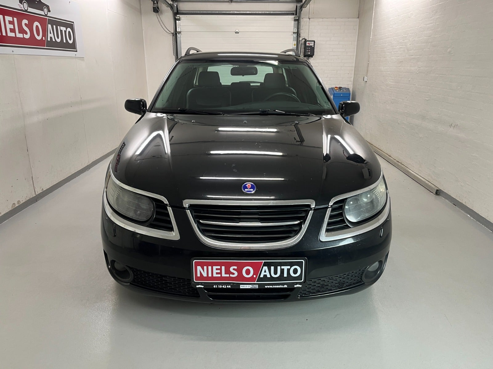 Sort Saab 9-5 fra 2008