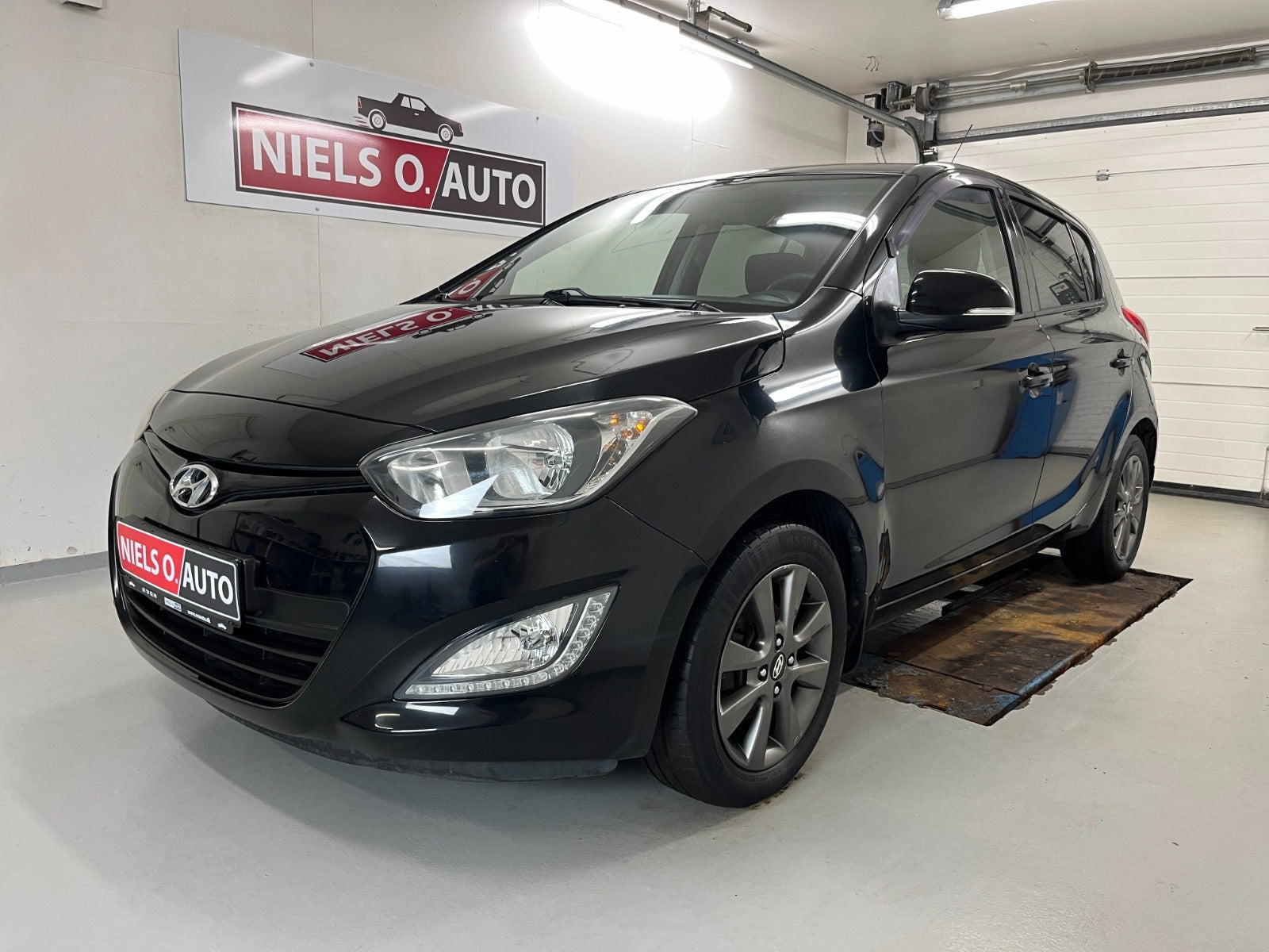 Sort Hyundai i20 fra 2014