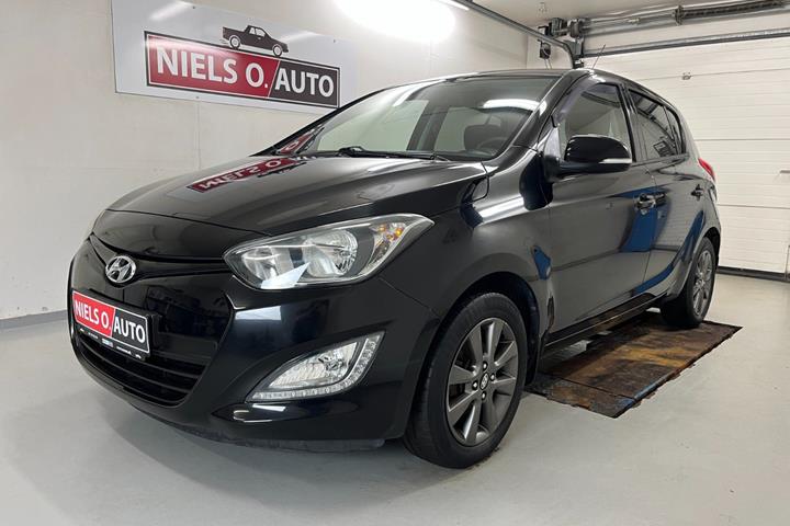 Sort Hyundai i20 fra 2014