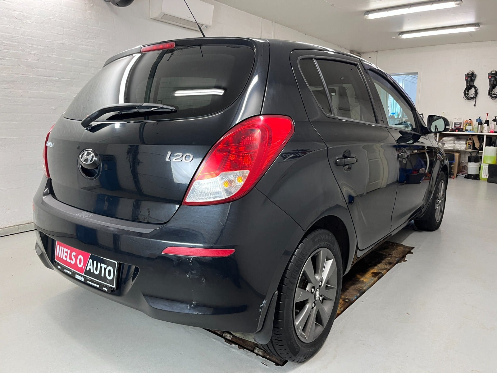 Sort Hyundai i20 fra 2014