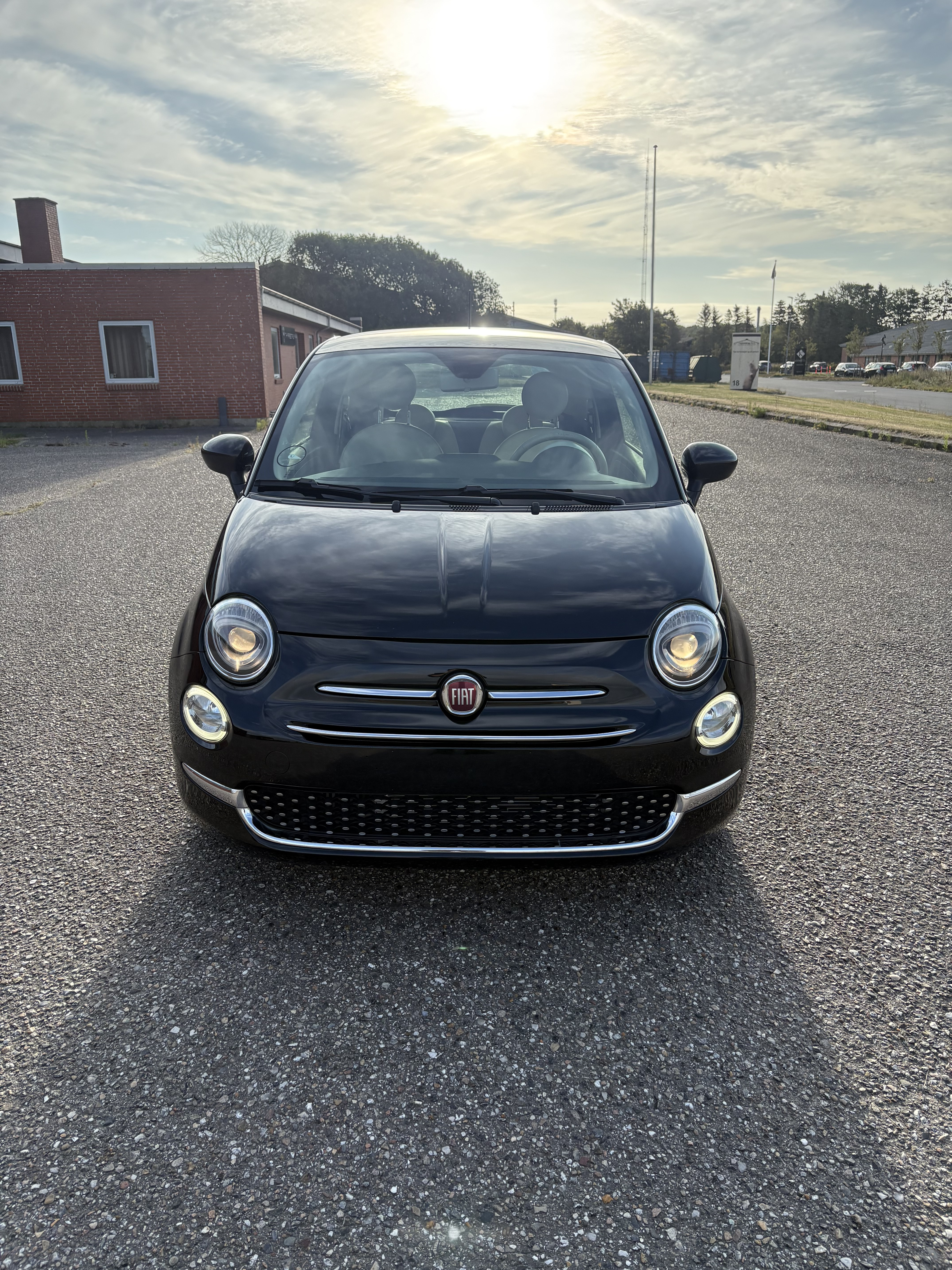 Sort Fiat 500 fra 2017
