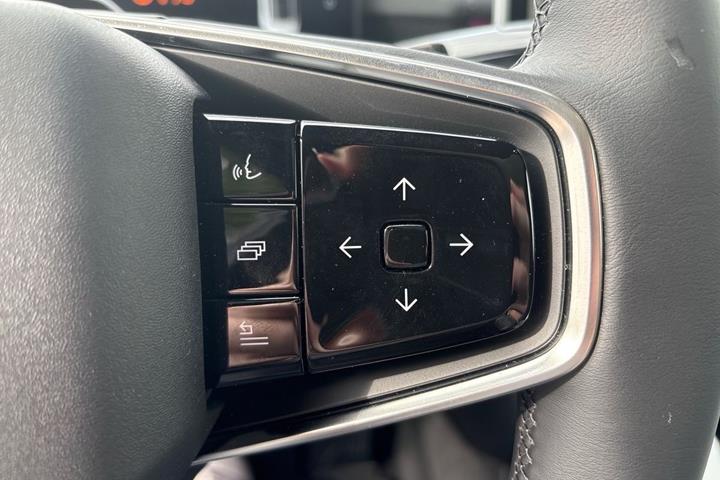 undefined Polestar 4 fra 2025