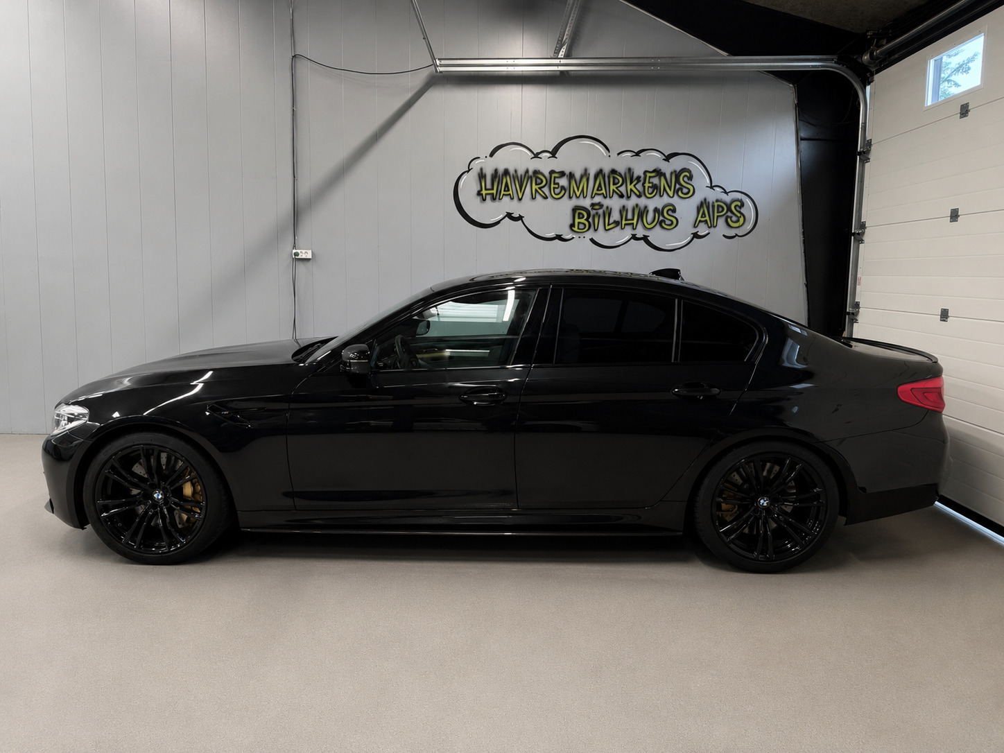 undefined BMW M5 fra 2018