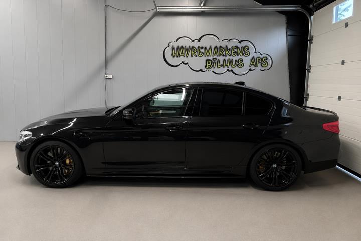 undefined BMW M5 fra 2018