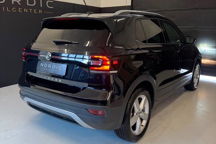 Sort VW T-Cross fra 2020
