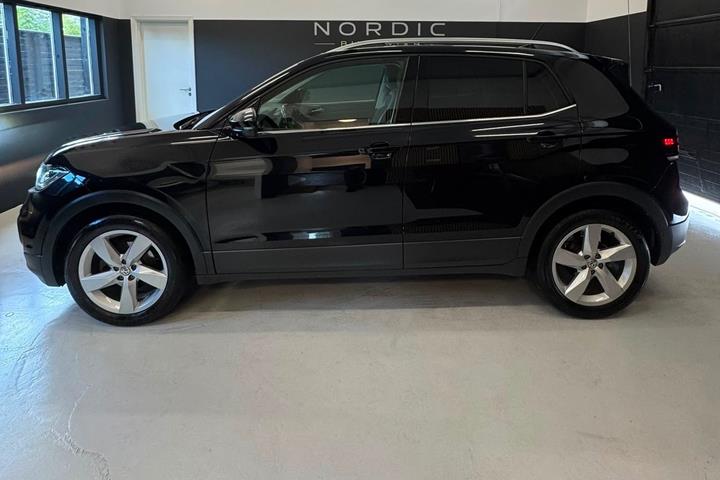 Sort VW T-Cross fra 2020