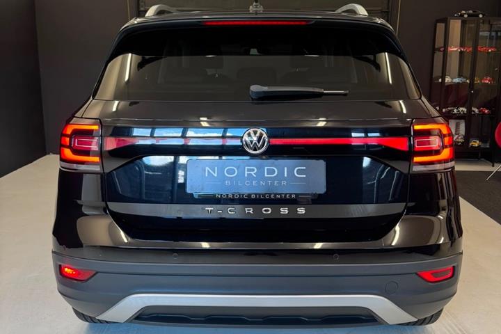 Sort VW T-Cross fra 2020