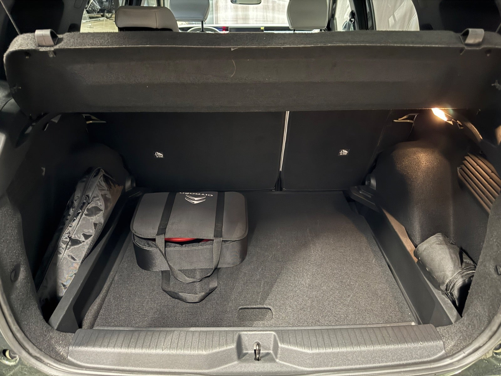 Grøn Citroën e-C3 Aircross fra 2025