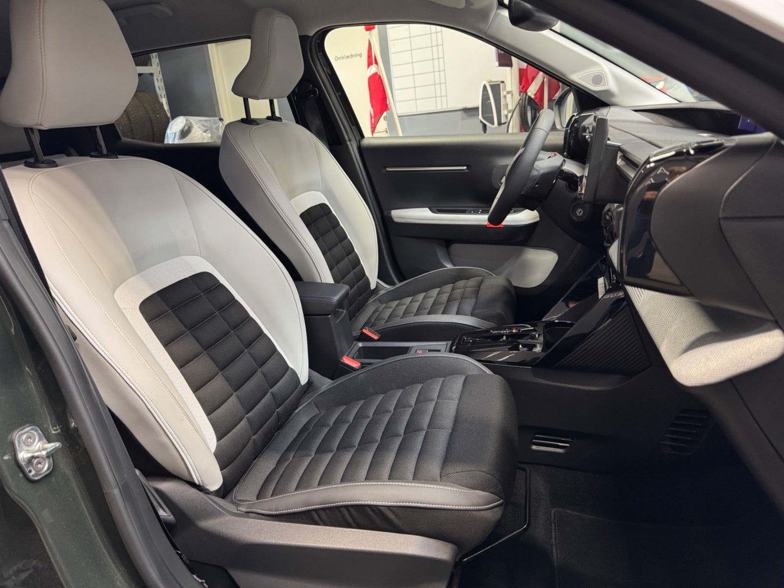 Grøn Citroën e-C3 Aircross fra 2025