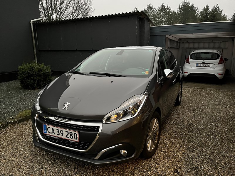 Peugeot 208 1.6 BlueHDI 100 hk 5D
