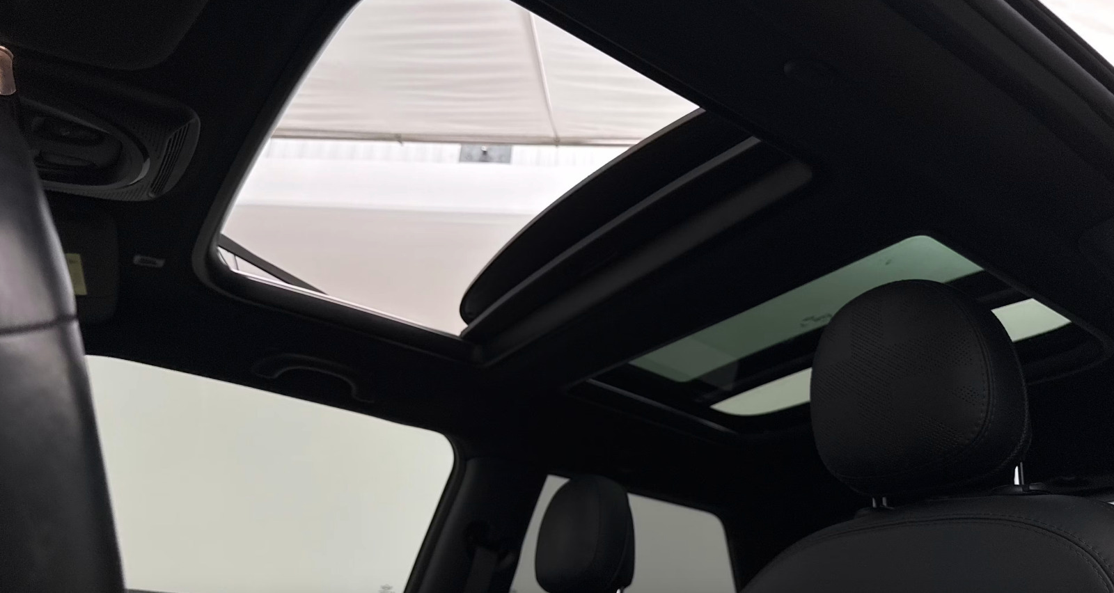 Sort Mini Cooper SE fra 2022