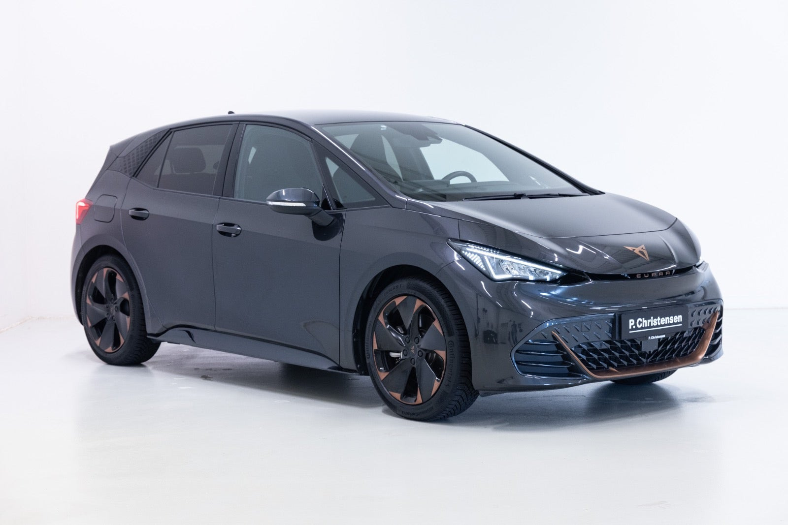Grå Cupra Born fra 2024