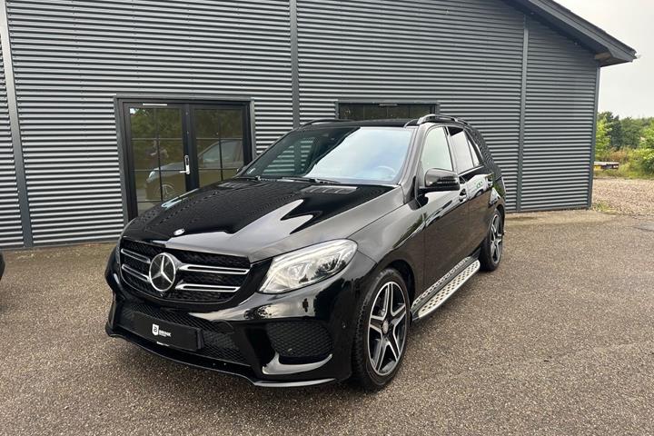 undefined Mercedes GLE350 d fra 2016 set udefra