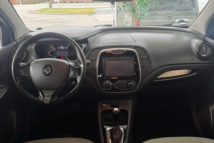 Sort Renault Captur fra 2015