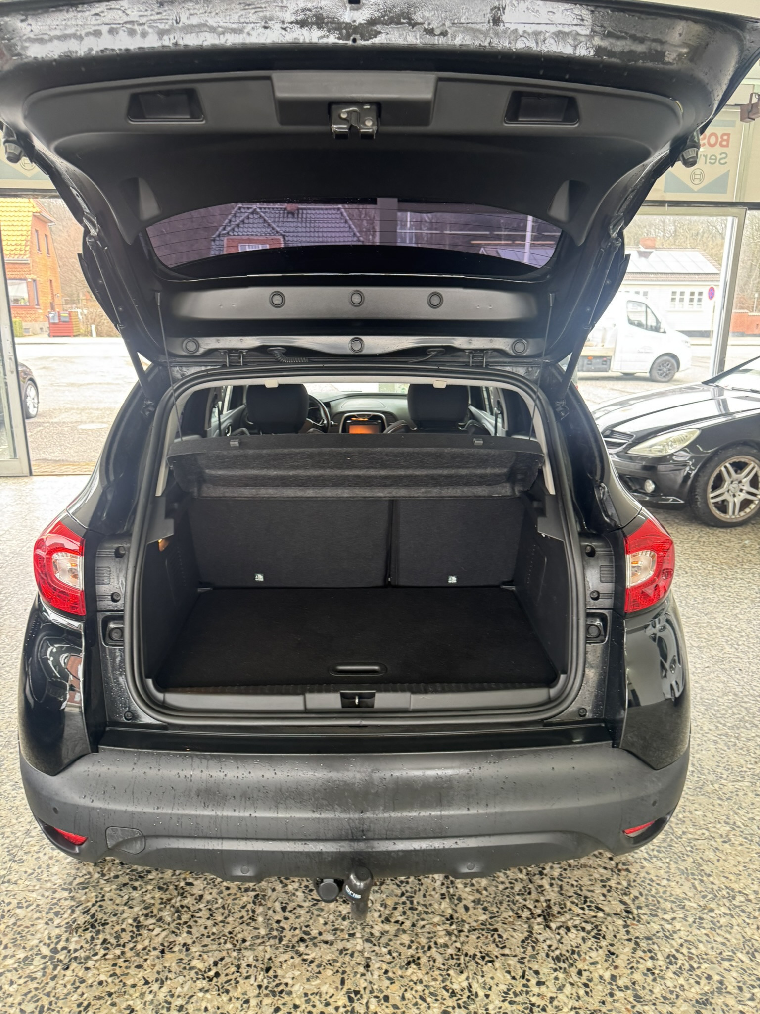 Sort Renault Captur fra 2015