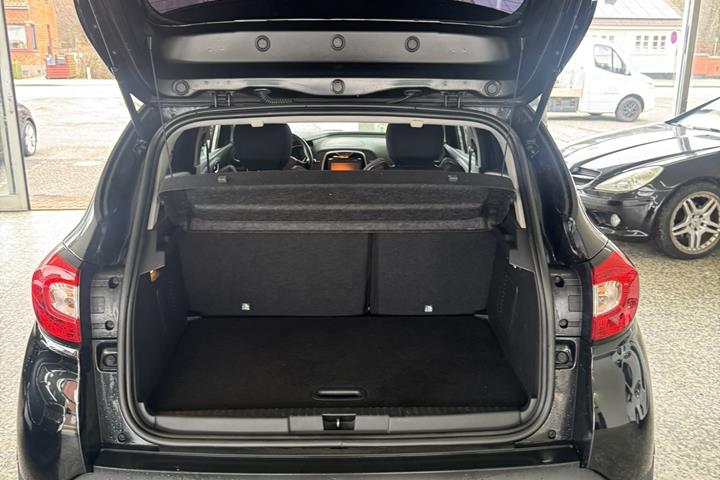 Sort Renault Captur fra 2015