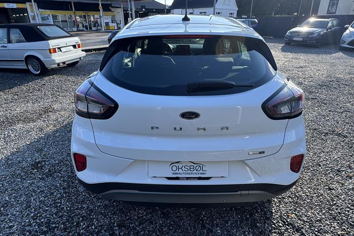 Hvid Ford Puma fra 2021