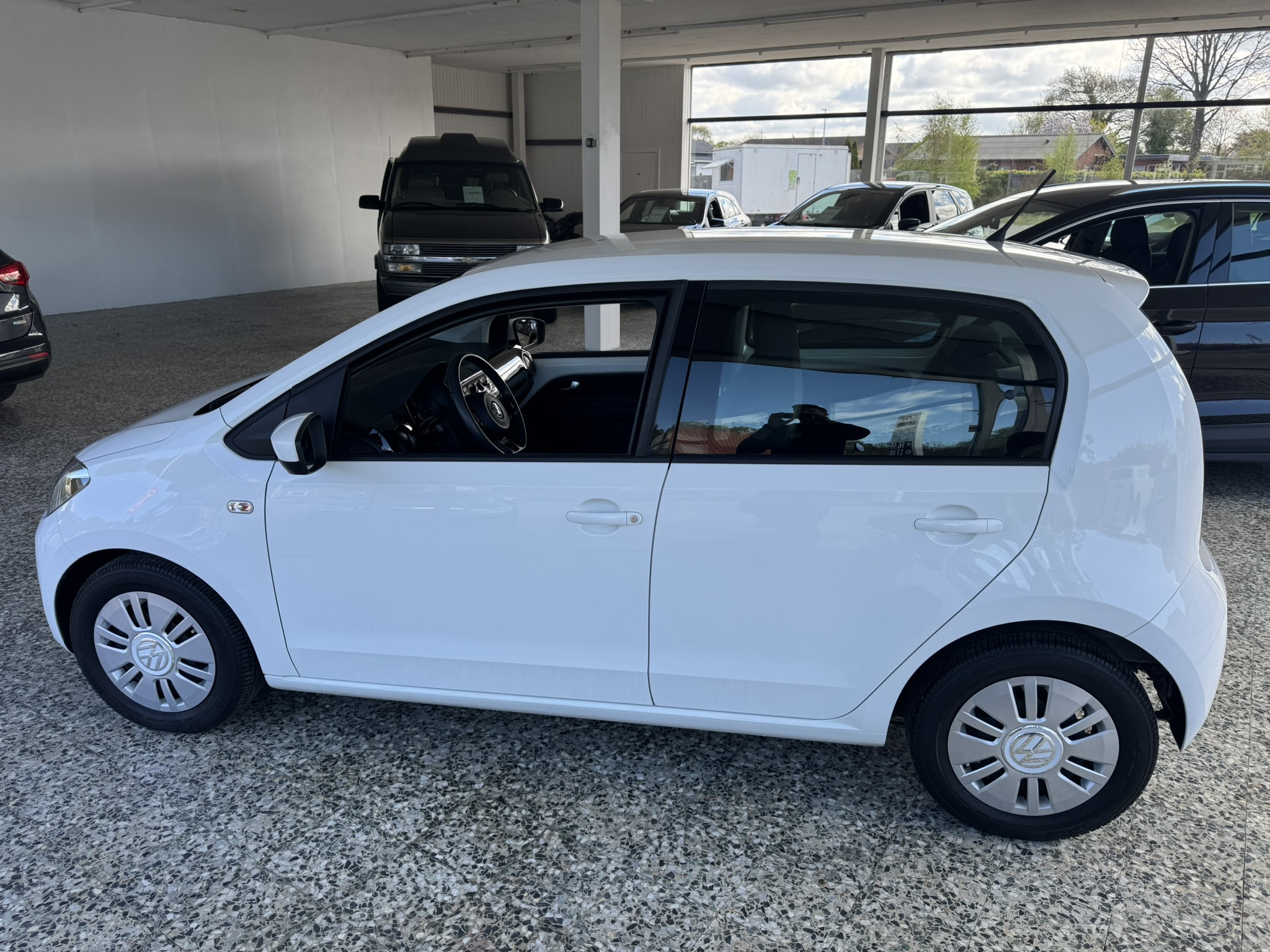 Hvid VW UP! fra 2015