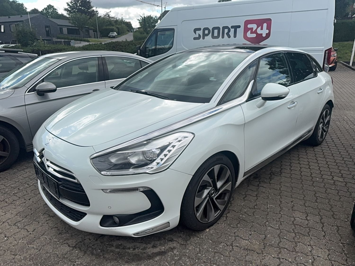 Hvid Citroën DS5 fra 2013