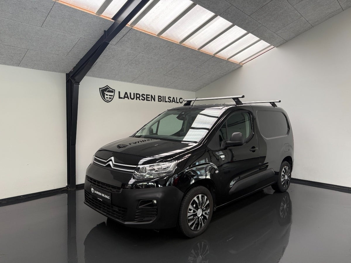 Sort Citroën Berlingo fra 2020