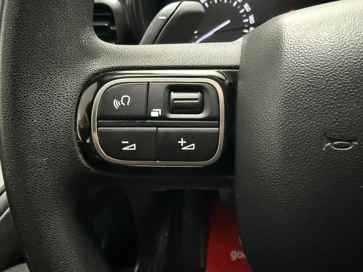 Sort Citroën Berlingo fra 2020