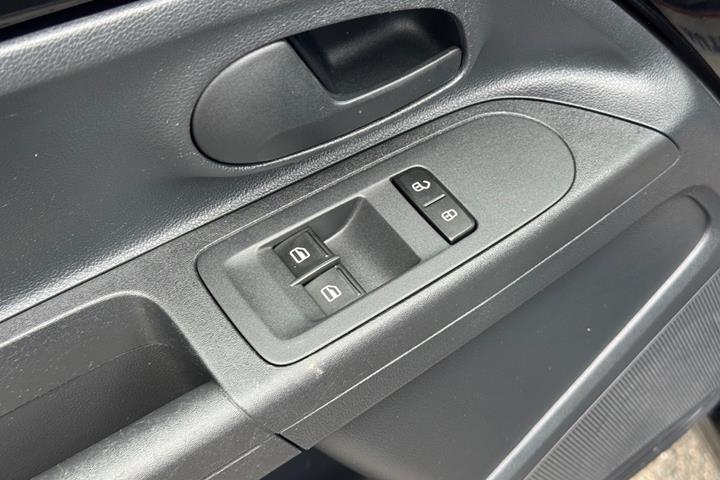 Sort Skoda Citigo fra 2017