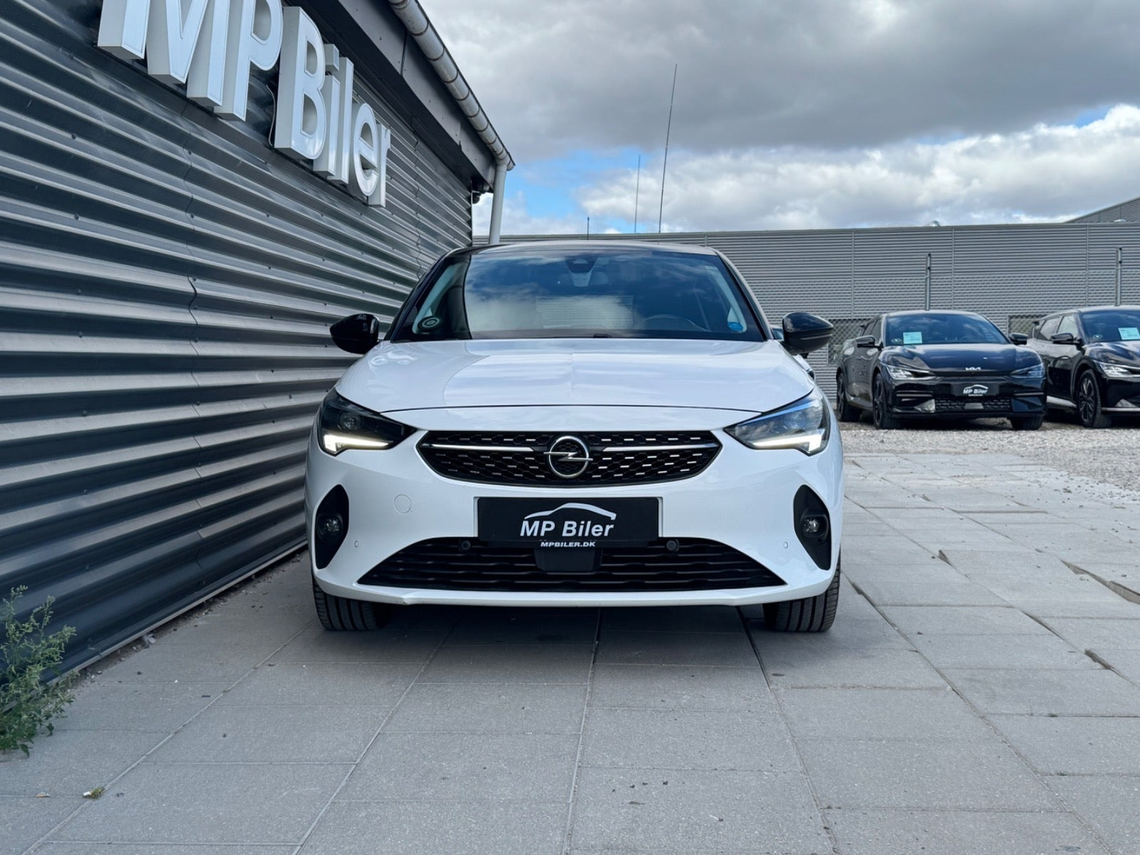 Hvid Opel Corsa-e fra 2021