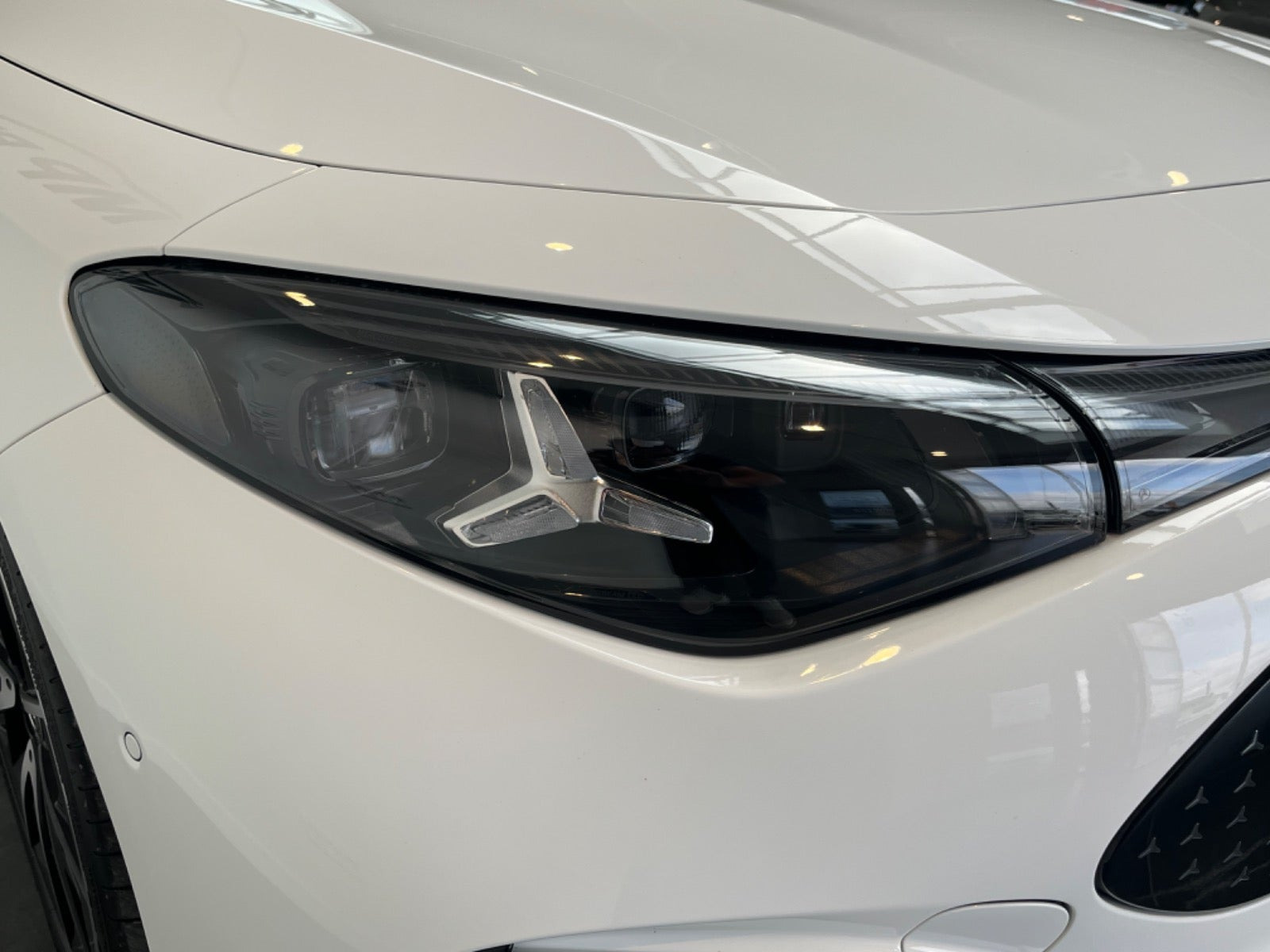 Hvid Mercedes CLA250+ fra 2025