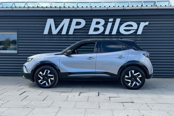 Grå Opel Mokka-e fra 2024