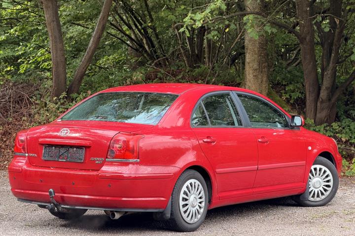 undefined Toyota Avensis fra 2005