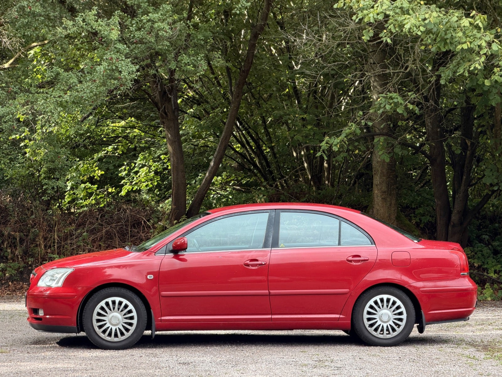 undefined Toyota Avensis fra 2005