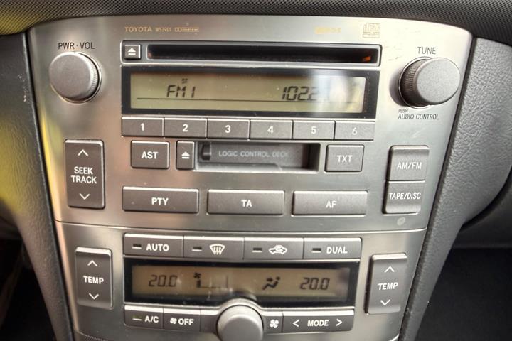 undefined Toyota Avensis fra 2005