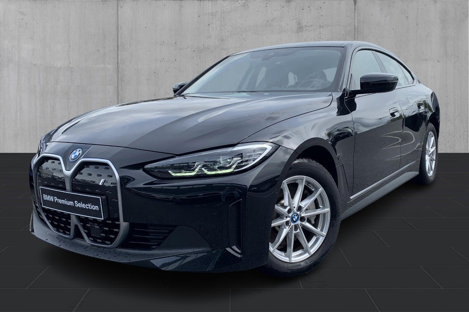 Sort BMW i4 fra 2024