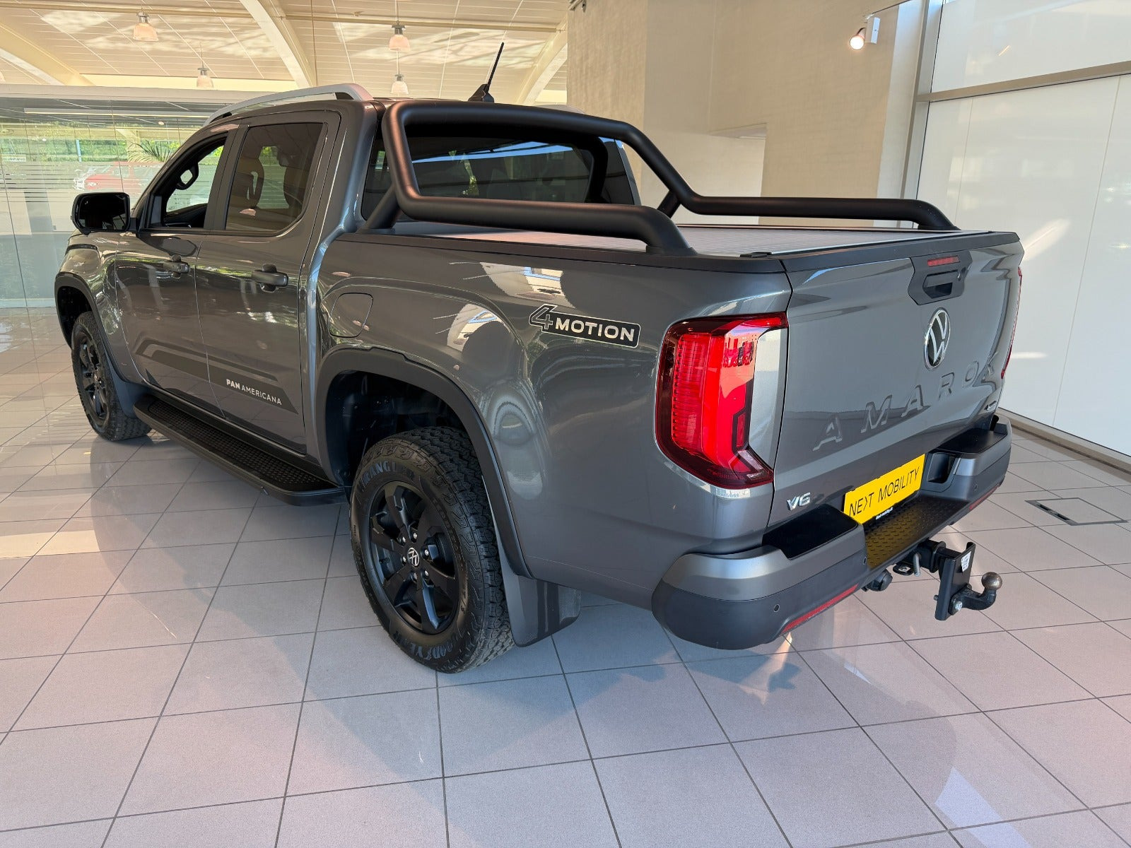 Grå VW Amarok fra 2025