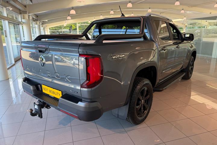 Grå VW Amarok fra 2025